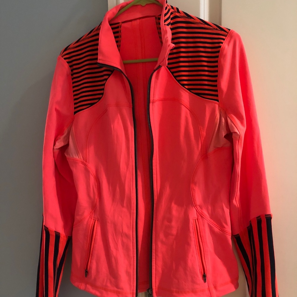 Lululemon zip up!